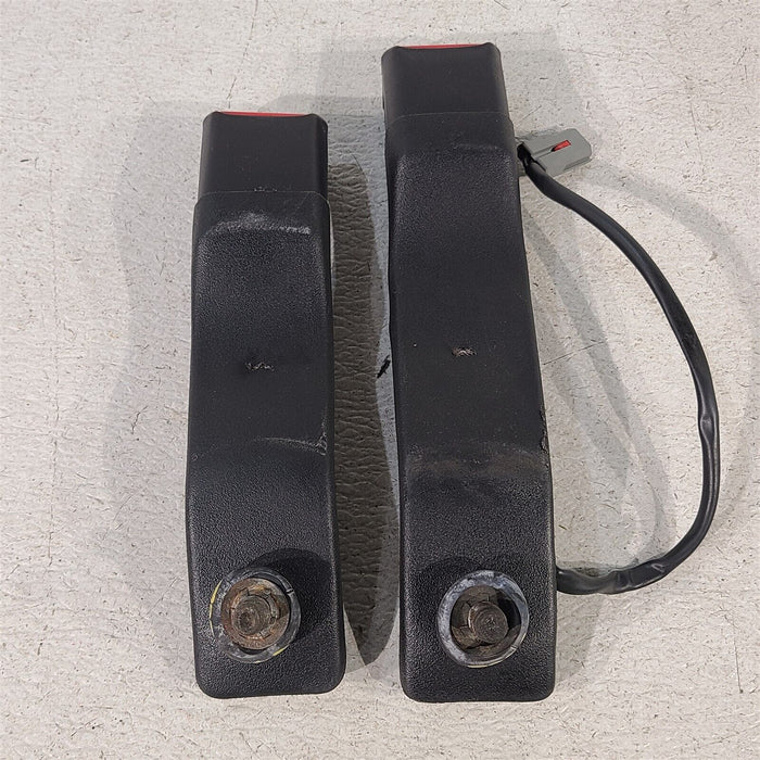 94-98 Mustang Front Seat Belt Buckles Latches Pair Aa7226