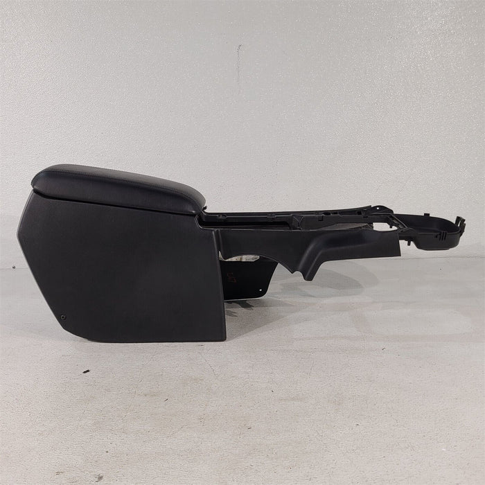 04-06 Pontiac GTO Armrest Center Console Shell Aa7267