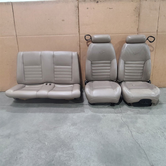 99-04 Mustang Gt Seats Front Rear Set Convertible Damage Aa7138