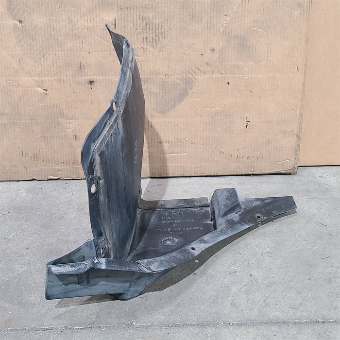 97-04 Corvette C5 Passenger Inner Fender Medium Close Out Panel Front Aa7253