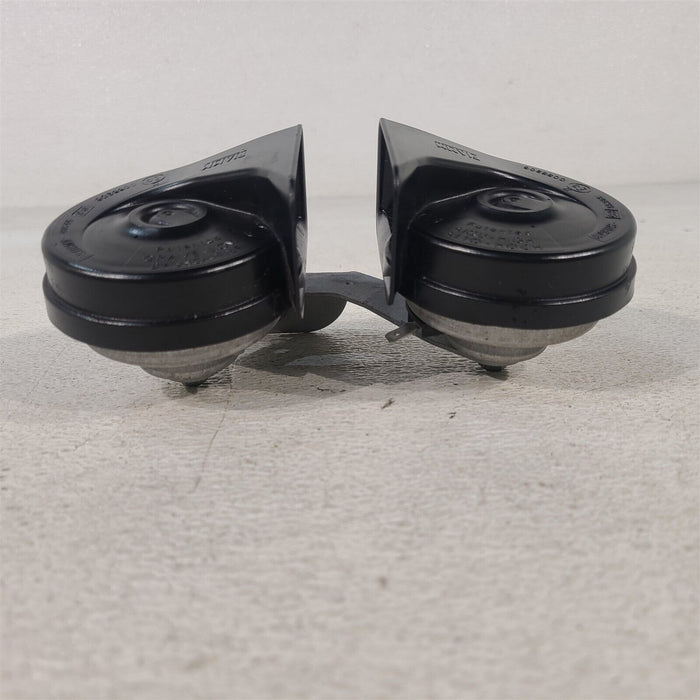 99-04 Mustang Dual Horns Horn Pair Aa7199