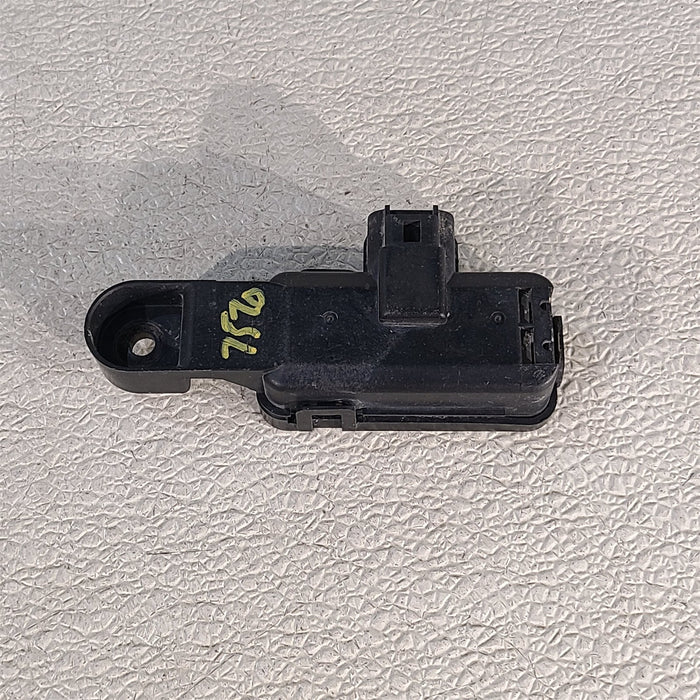 47591748