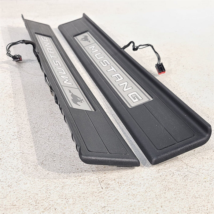 15-20 Mustang Gt Illuminated Door Sill Plate Covers Trim Pair Aa7144