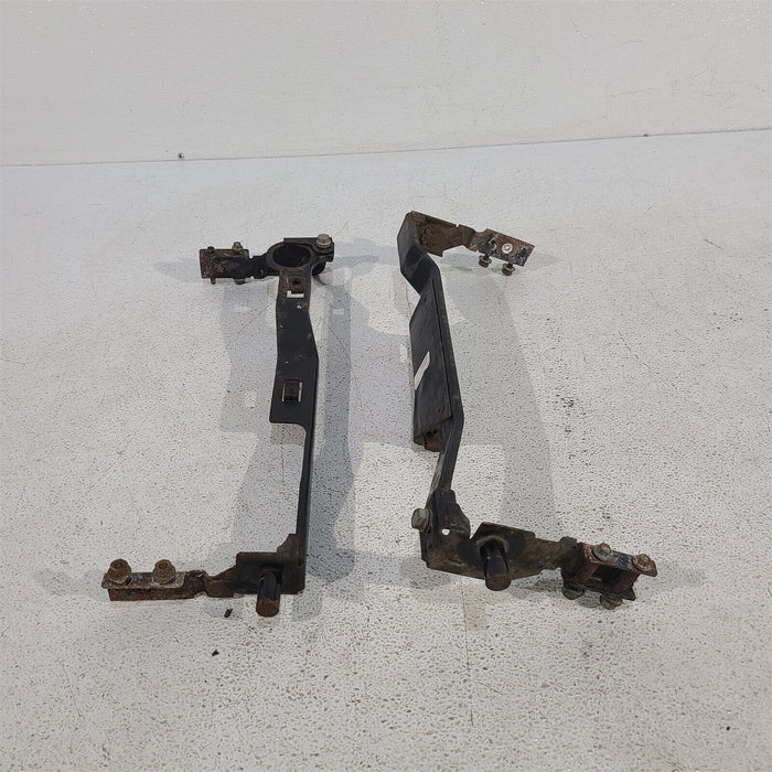 03-04 Mustang Mach 1 Cobra Radiator Tank Mounting Brackets Oem AA7051