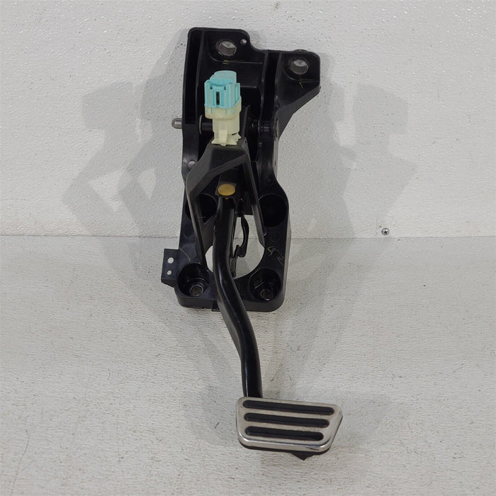 18-22 Mustang Gt Brake Pedal Automatic Transmissionaa7142