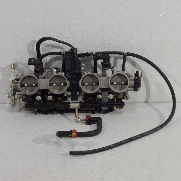 2022 Kawasaki ZR900 Throttle Body Fuel Injectors Assembly PS1074