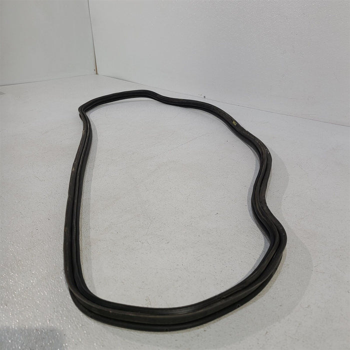 99-04 Ford Mustang Rear Trunk Lid Deck Lid Seal Weather Strip AA7026