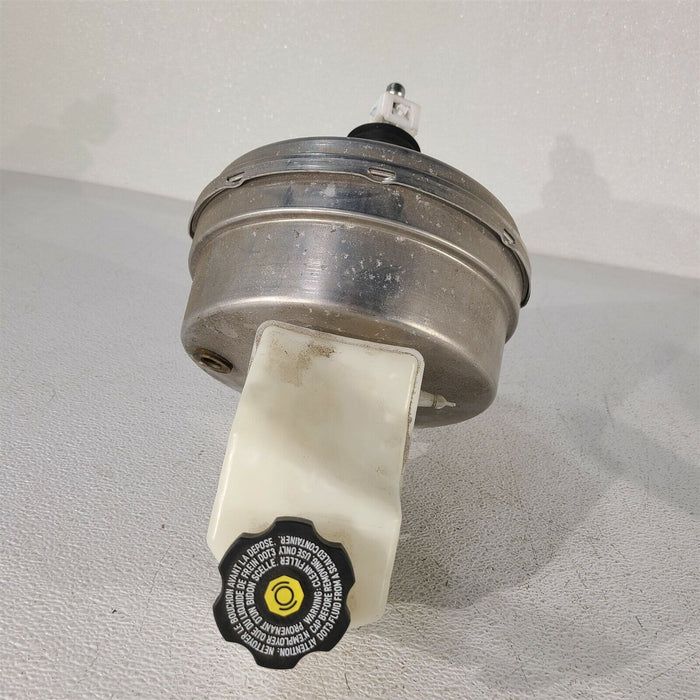 16-18 Camaro Ss Brake Vacuum Booster With Master Cylinder AA6887