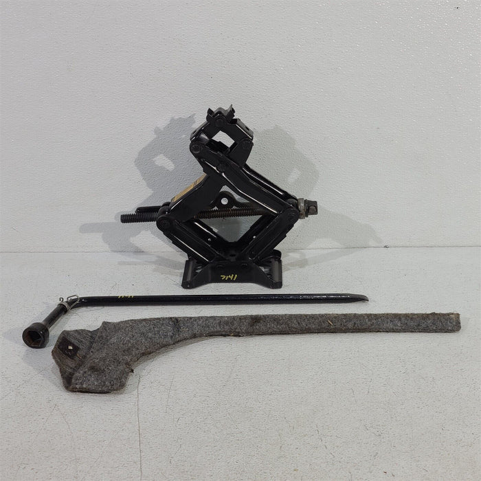 94-04 Ford Mustang Spare Tire Jack Scissor Lift Aa7141