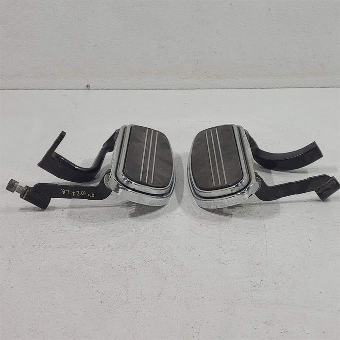 2007 Harley Street Glide Front Foot Rests Pegs Peg Pair PS1027