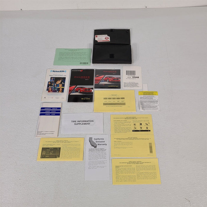 2012 Dodge Charger SRT-8 Owners Manual Booklet Pouch Documents AA6944