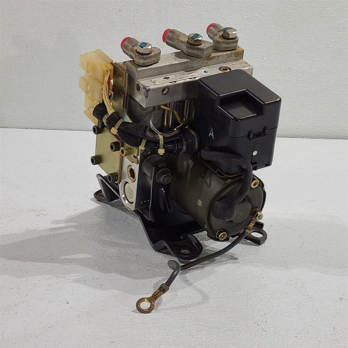 1996 Nissan 300ZX ABS Pump Anti Lock Brake Control Module Assembly AA6913