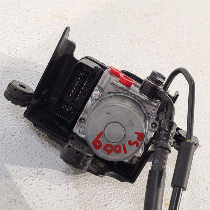 2020 Honda CBF300 ABS Pump Anti Lock Brake Control Module Pump PS1009