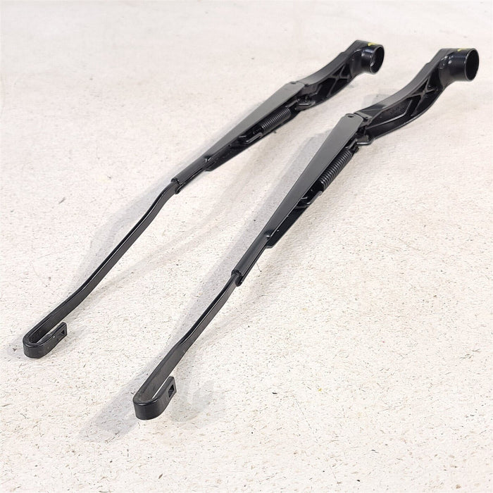 16-20 Camaro Ss Windshield Wiper Arm Set Pair Aa7135