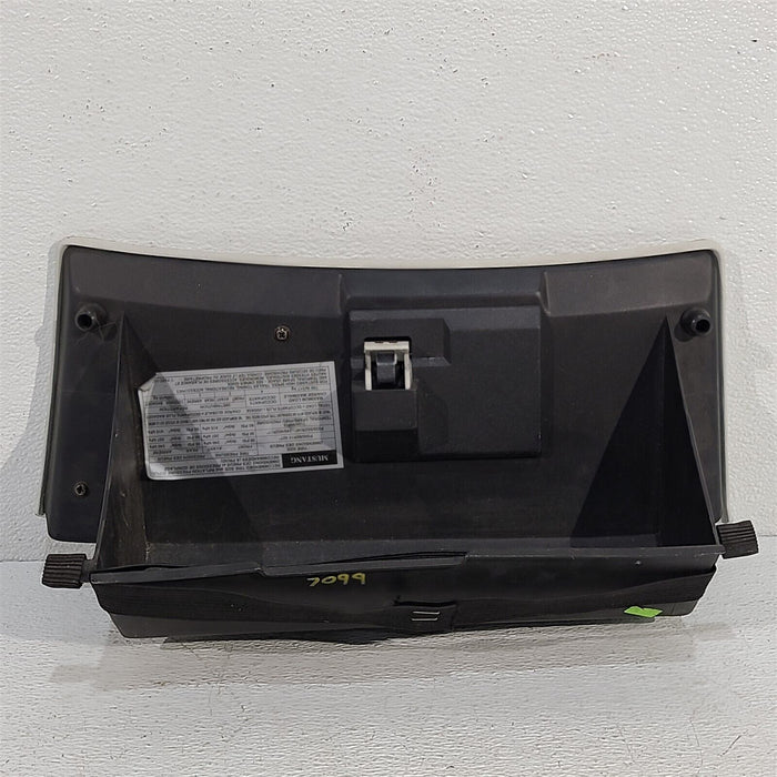 94-98 Ford Mustang Glove Box Oem White Aa7099