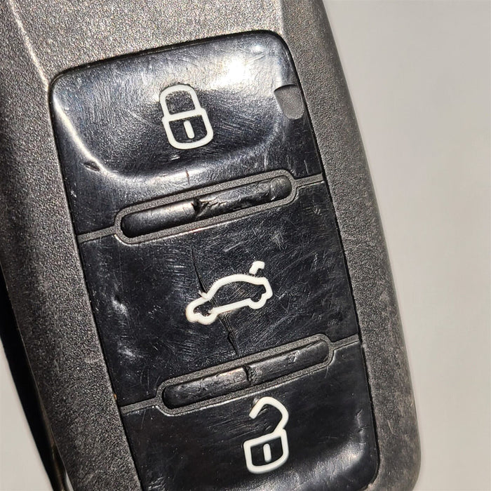 12-13 Volkswagen GTI Key Fob Remote Flip Key AA7040
