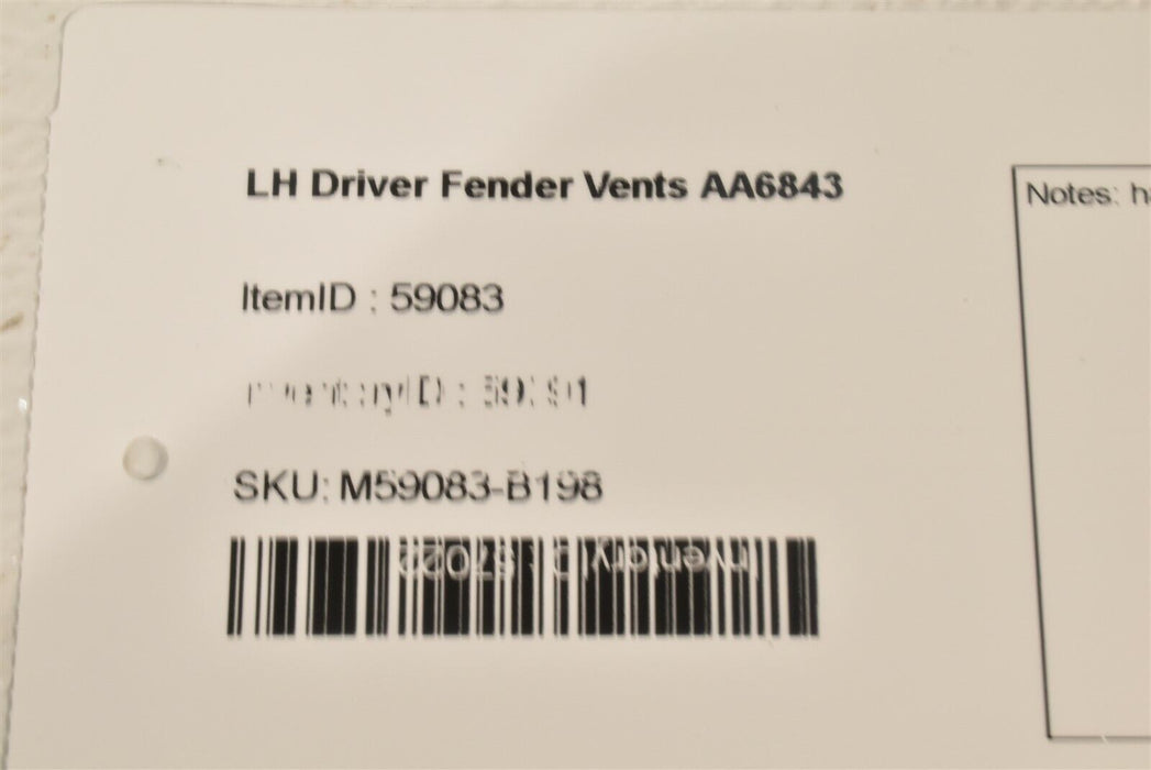 03-12 Maserati Quattroporte M139 LH Driver Fender Vents AA6843