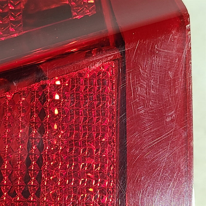 2006 Chrysler 300C Srt8 Srt-8 Driver Tail Light Taillight Lh Aa7125