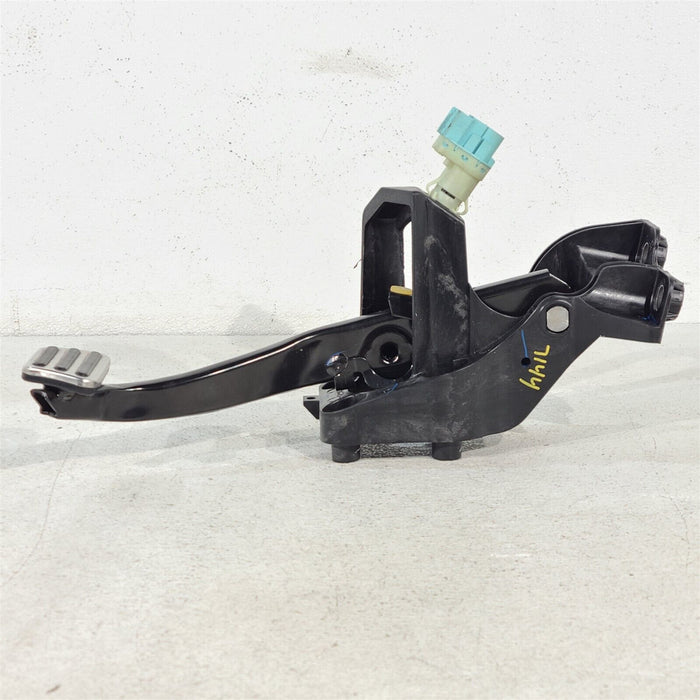 18-22 Mustang Gt Brake Pedal Automatic Transmission Aa7144