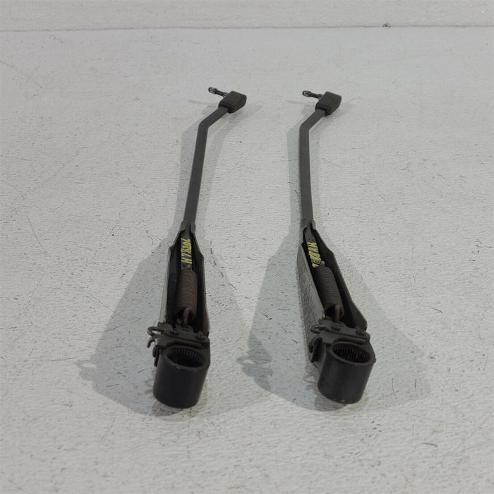 87-93 Mustang Windshield Wiper Arm Set Pair Aa7088