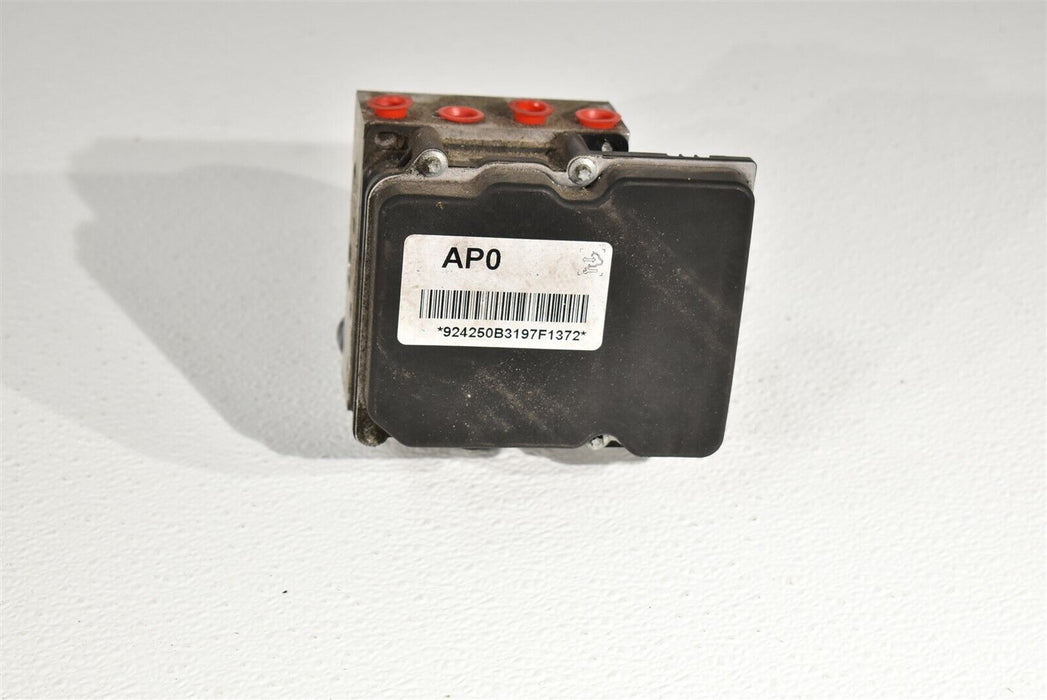 2014 Camaro Ss Ebcm Abs Module With Pump Oem Aa6756