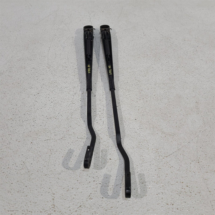 94-98 Ford Mustang GT Cobra Windshield Wiper Arms LH RH Set AA7064