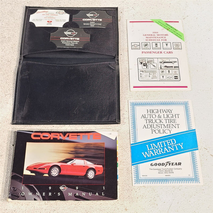 1991 Corvette C4 Owners Manual Booklet Pouch Aa7121