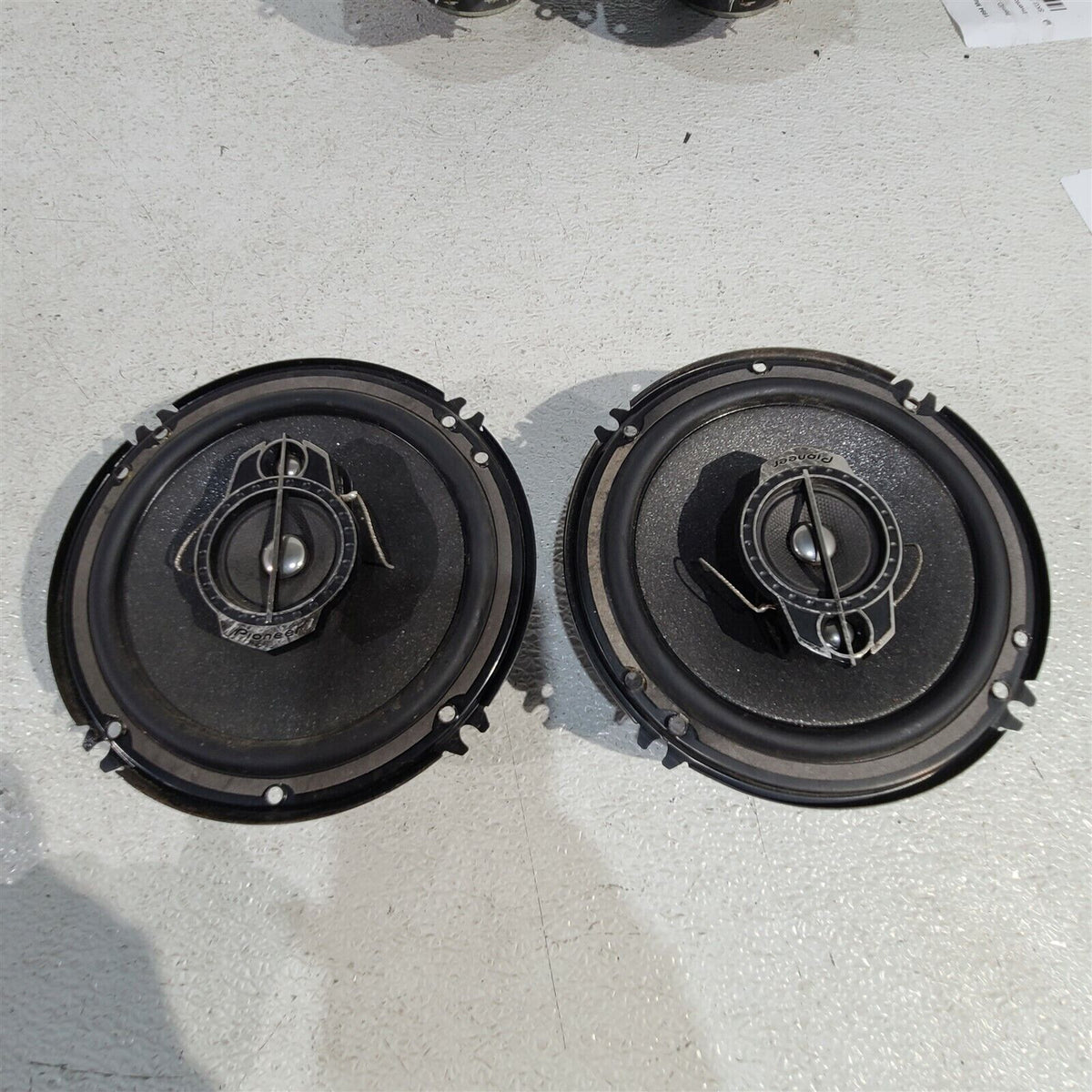 Pioneer TsA1675R Speaker Pair Speakers 6.5" 3 Way Aa7117