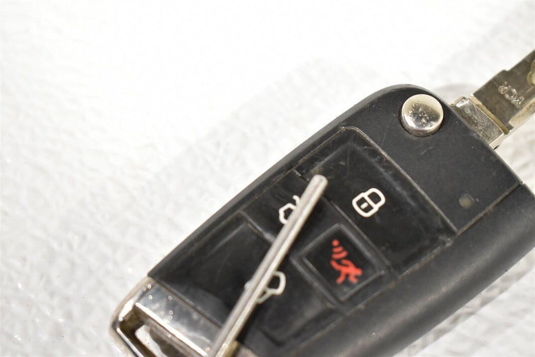 10-17 Volkswagen Gti Key Fob Key Remote Aa6825 .