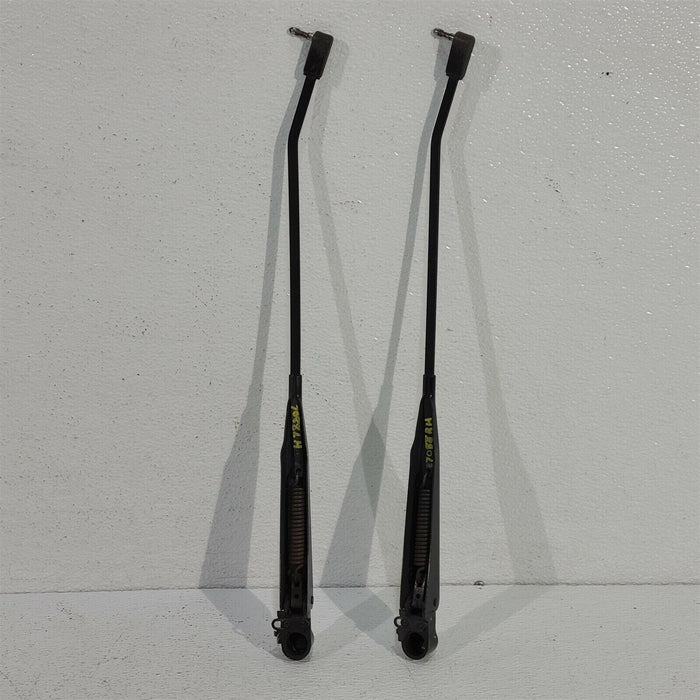 87-93 Mustang Windshield Wiper Arm Set Pair Aa7088