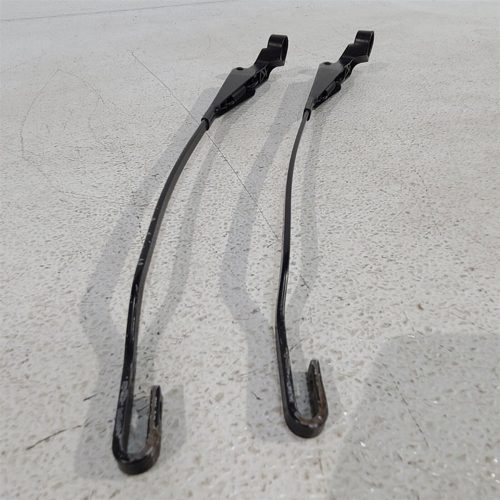 82-85 Porsche 944 Front Windshield Wiper Arms AA7039