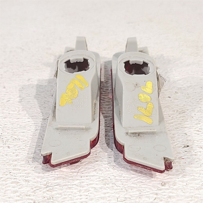 10-13 Camaro Ss Rear Bumper Side Marker Lights (Pair) Aa7101