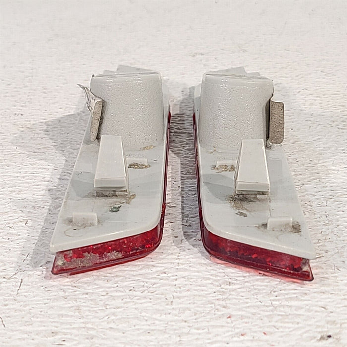 10-13 Camaro Ss Rear Bumper Side Marker Lights (Pair) Aa7101